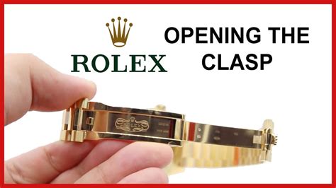 how to open rolex bracelet.